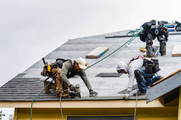 Professional Gutter Installation technician working in Buffalo, NY